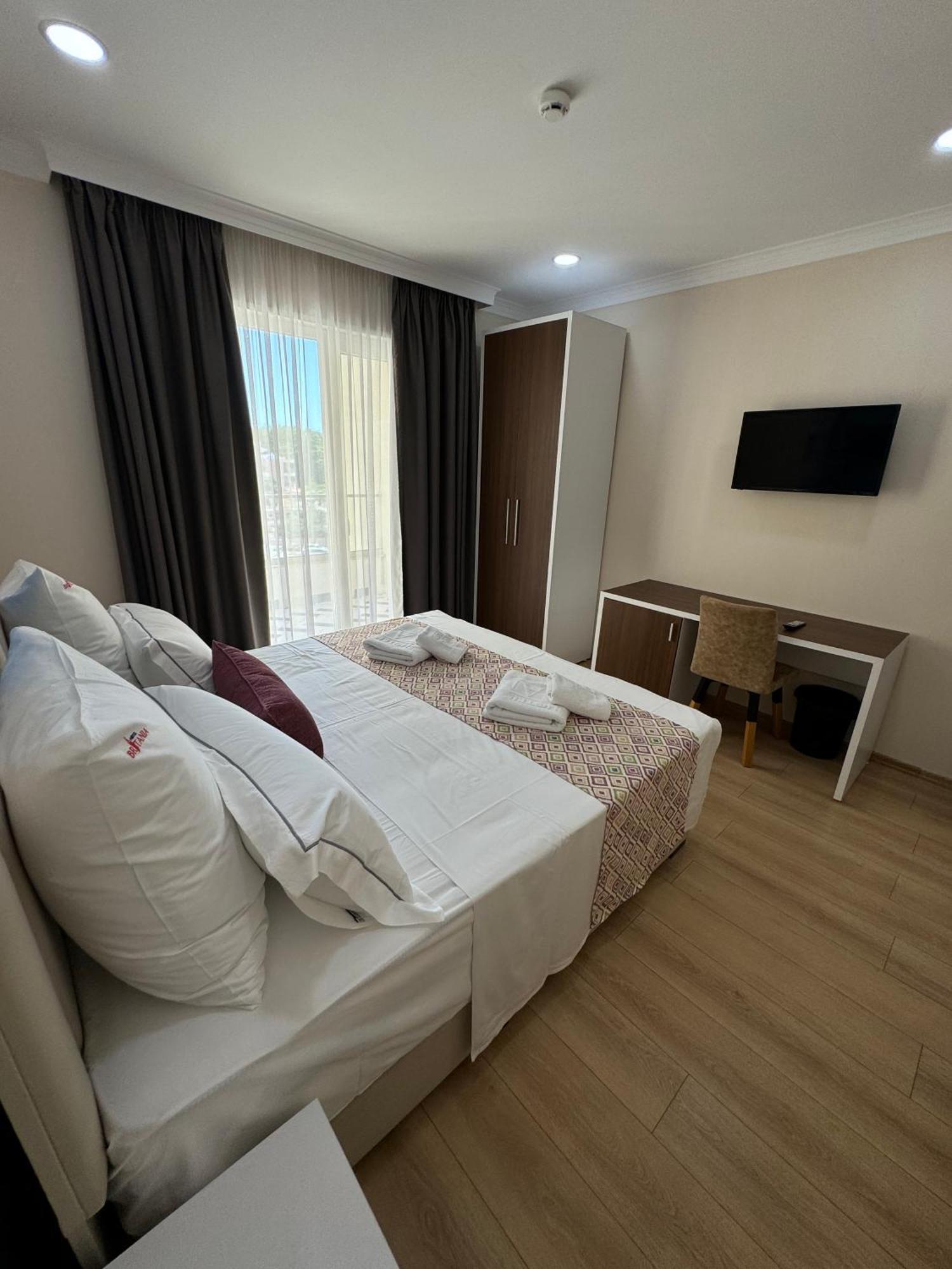 Hotel Britania Vlore Room photo